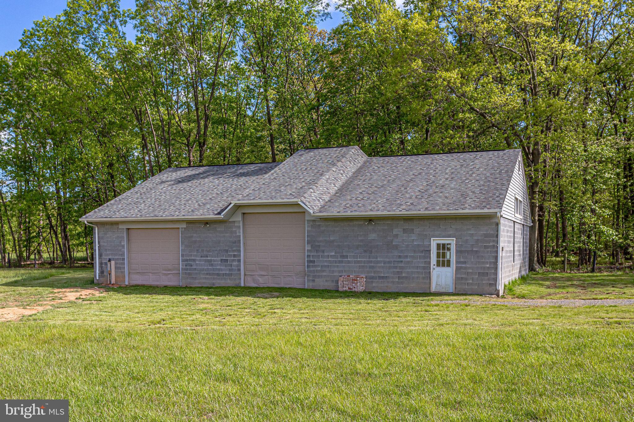2 Lucketts Road Leesburg, VA 20176 - Photo 10 of 16 Gallery Image 10