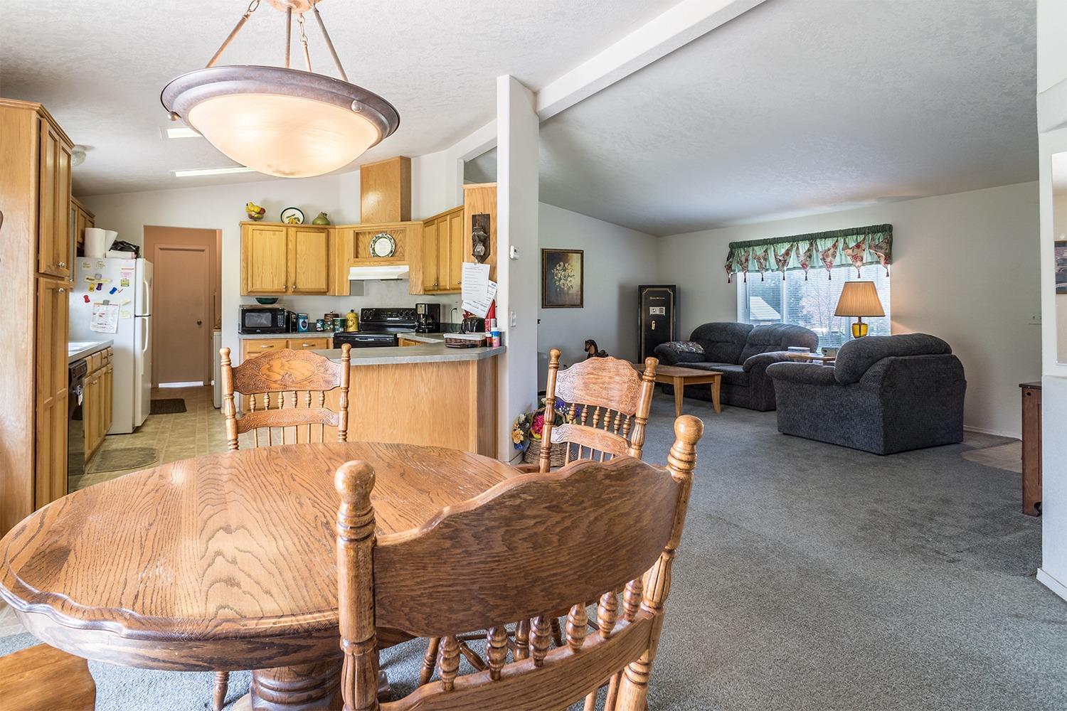 11330 Blackwell Road Central Point, OR 97502 - Photo 19 of 27 Additional Photo
