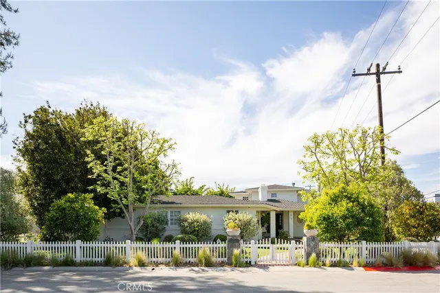 $25,000 | 515 Kings Place, Newport Beach, CA 92663