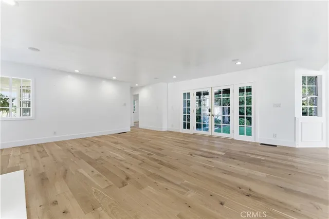 $25,000 | 515 Kings Place, Newport Beach, CA 92663