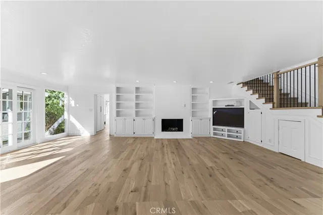 $25,000 | 515 Kings Place, Newport Beach, CA 92663