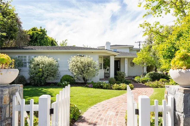 $25,000 | 515 Kings Place, Newport Beach, CA 92663