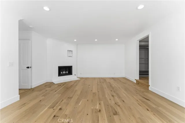 $25,000 | 515 Kings Place, Newport Beach, CA 92663