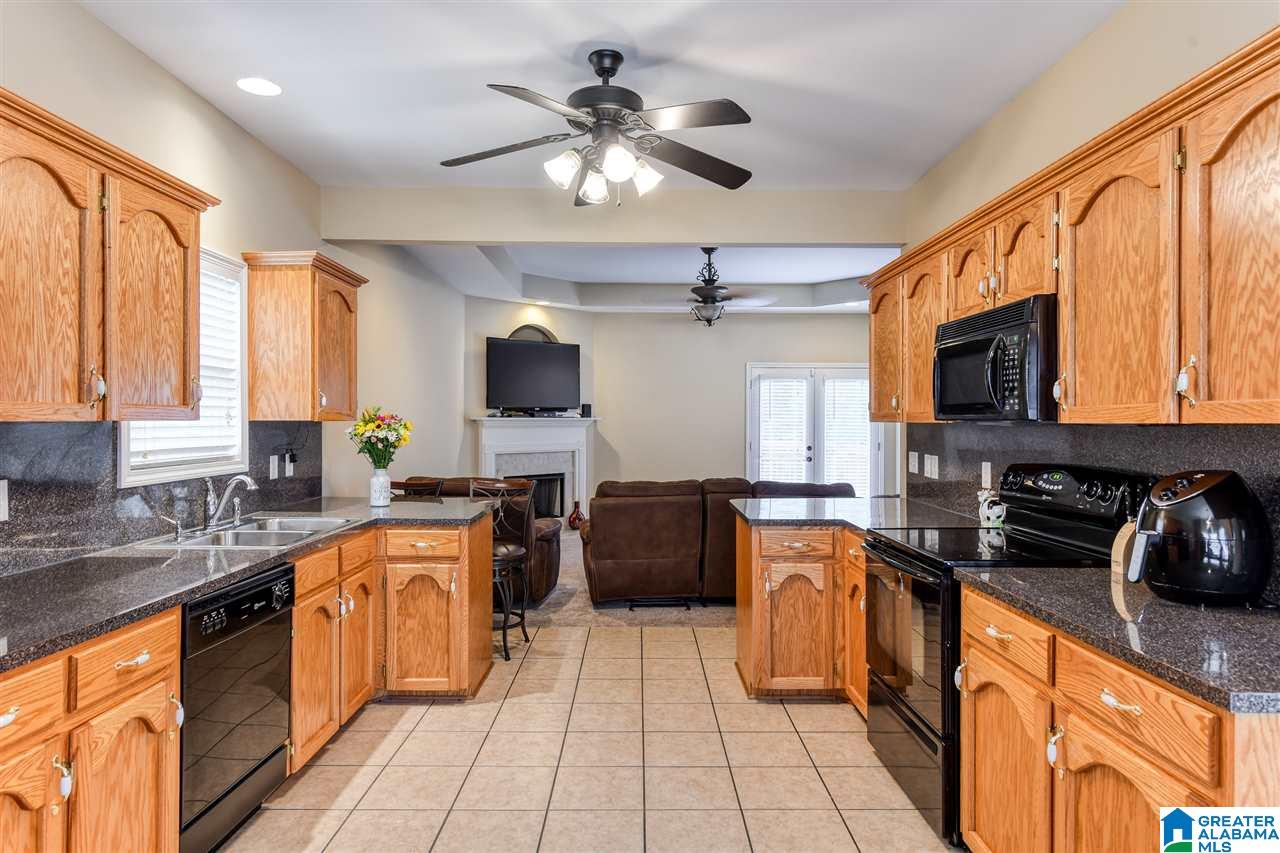 321 9th Street Pleasant Grove, AL 35127 - Photo 15 of 46