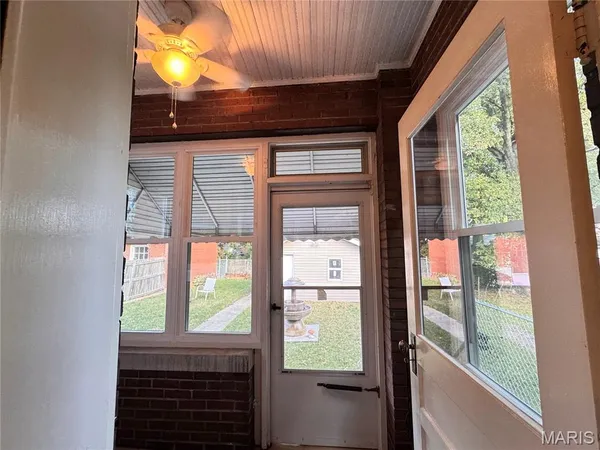 $1,200 | 4250 Michigan Avenue, Unit B, St. Louis, MO 63111