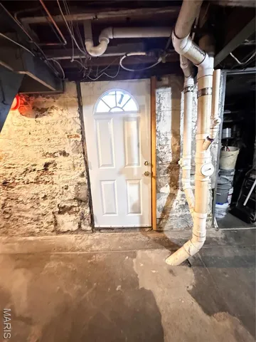 $1,200 | 4250 Michigan Avenue, Unit B, St. Louis, MO 63111