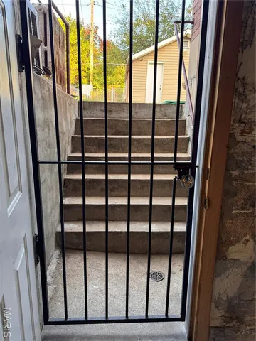 $1,200 | 4250 Michigan Avenue, Unit B, St. Louis, MO 63111