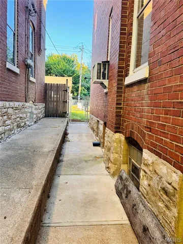 $1,200 | 4250 Michigan Avenue, Unit B, St. Louis, MO 63111