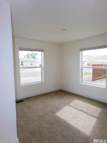 $299,000 | 6 Smoketree Lane, Yerington, NV 89447