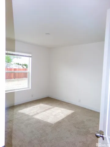 $299,000 | 6 Smoketree Lane, Yerington, NV 89447