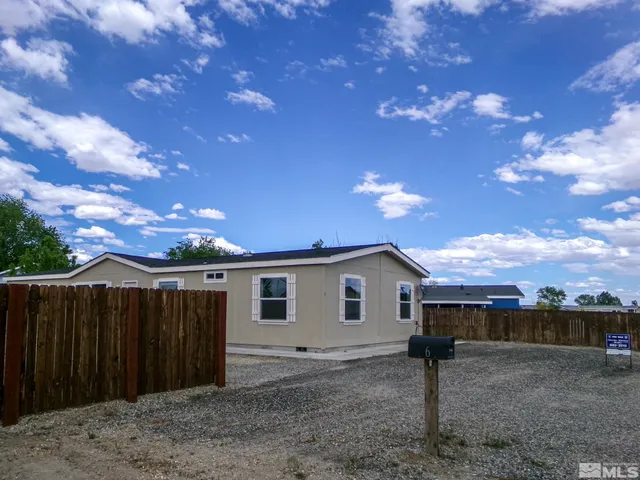 $299,000 | 6 Smoketree Lane, Yerington, NV 89447