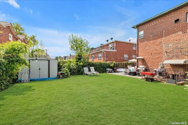 $1,399,000 | 16-11 149th Street | Whitestone