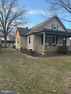 $2,500 | 139 Maple Avenue, Hershey, PA 17033