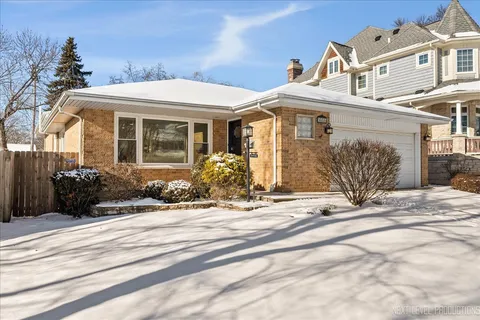 $564,900 | 5436 Blodgett Avenue, Downers Grove, IL 60515