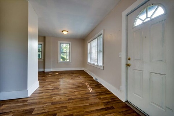 137 Bedford Road Woburn, MA 01801 - Photo 7 of 12 Gallery Image 7