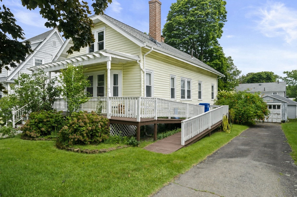20 Fairbanks Road Milton, MA 02186 - Photo 2 of 35 Gallery Image 2