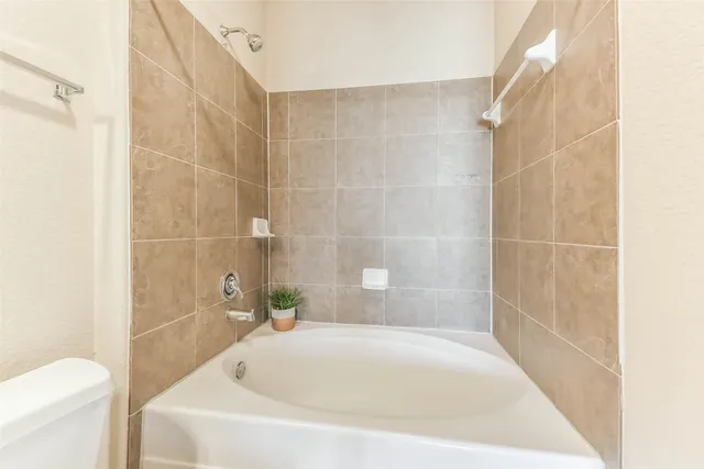 $244,500 | 1711 Old Spanish Trail, Unit 343, Houston, TX 77054