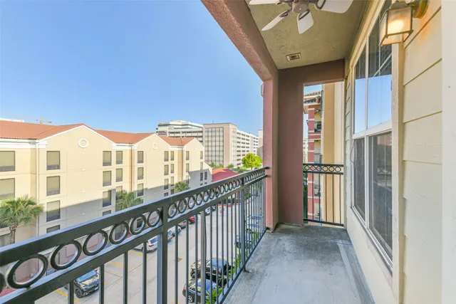 $244,500 | 1711 Old Spanish Trail, Unit 343, Houston, TX 77054