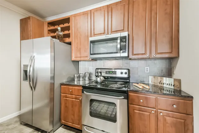 $244,500 | 1711 Old Spanish Trail, Unit 343, Houston, TX 77054