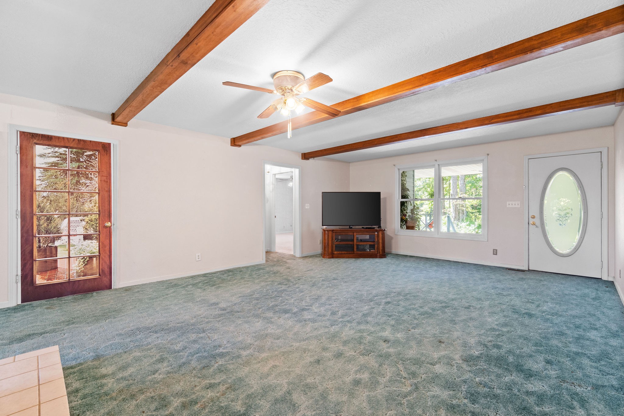 3250 Luther Ragan Road Palmyra, TN 37142 - Photo 8 of 44 a view of livingroom with window
