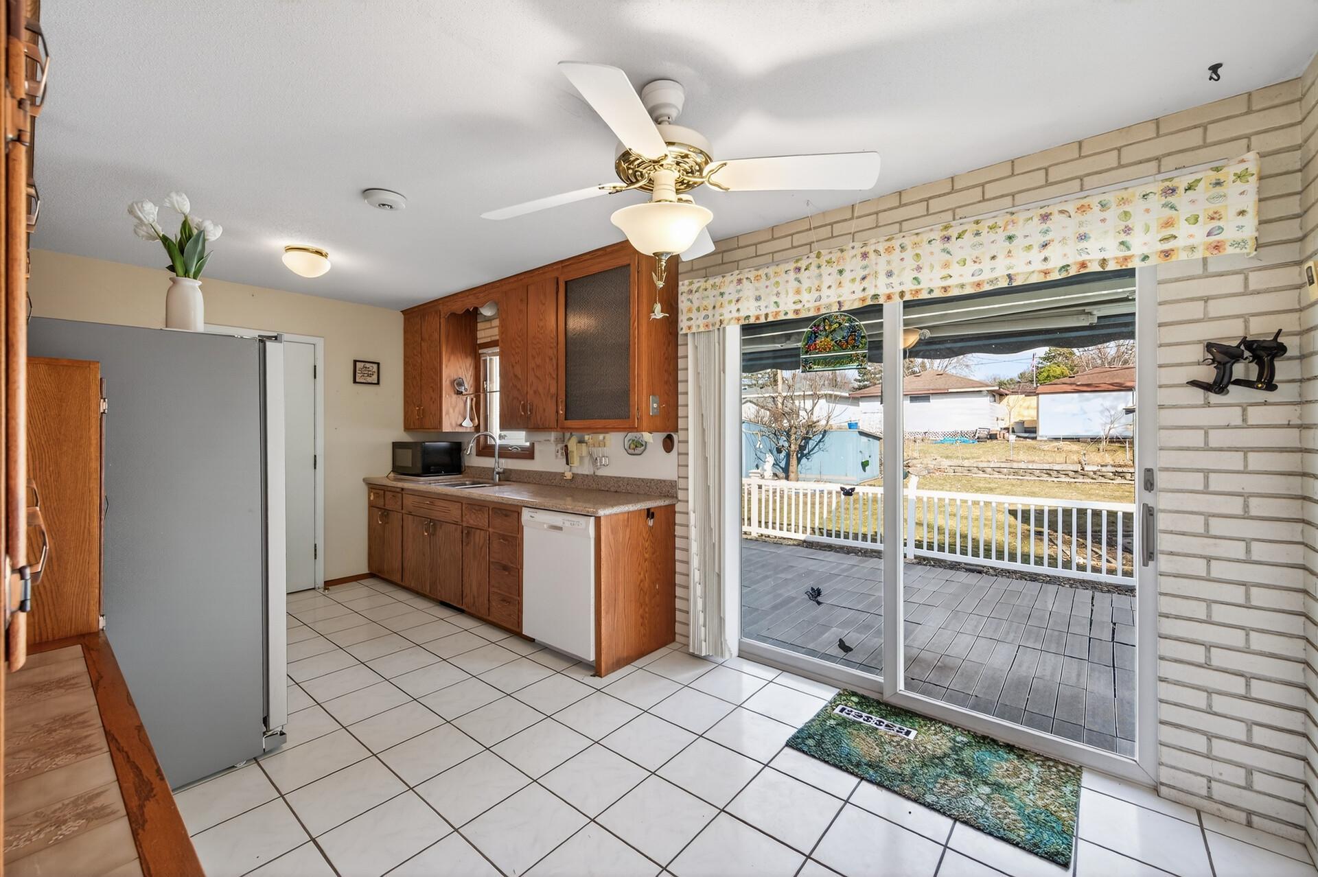 3512 McKnight Road North White Bear Lake, MN 55110 - Photo 6 of 29