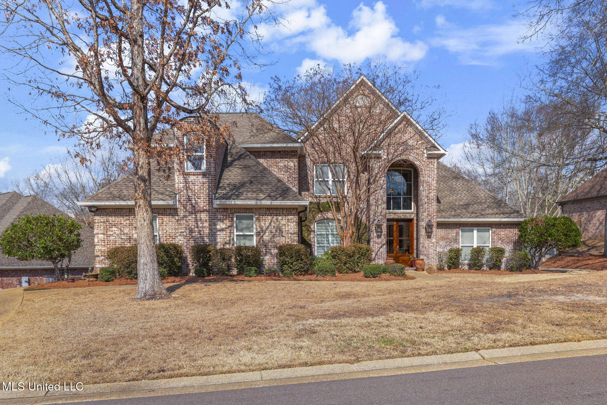 512 Fox Bay Ridge Brandon, MS 39047 - Photo 4 of 85 1-web-or-mls-512 Fox Bay Ridge-3