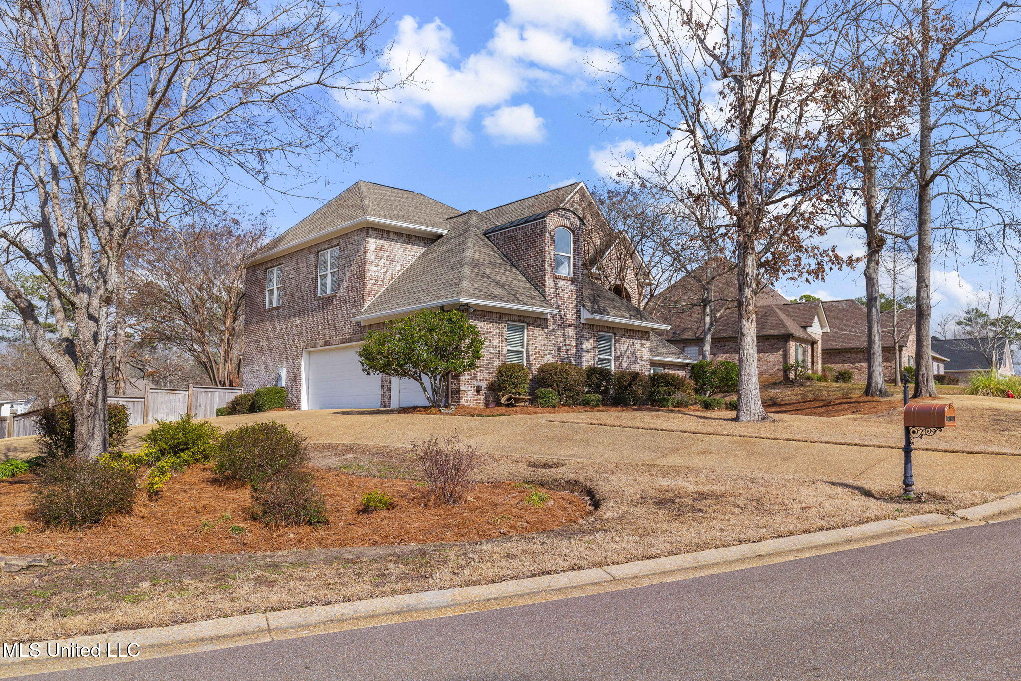 512 Fox Bay Ridge Brandon, MS 39047 - Photo 5 of 85 3-web-or-mls-512 Fox Bay Ridge-2