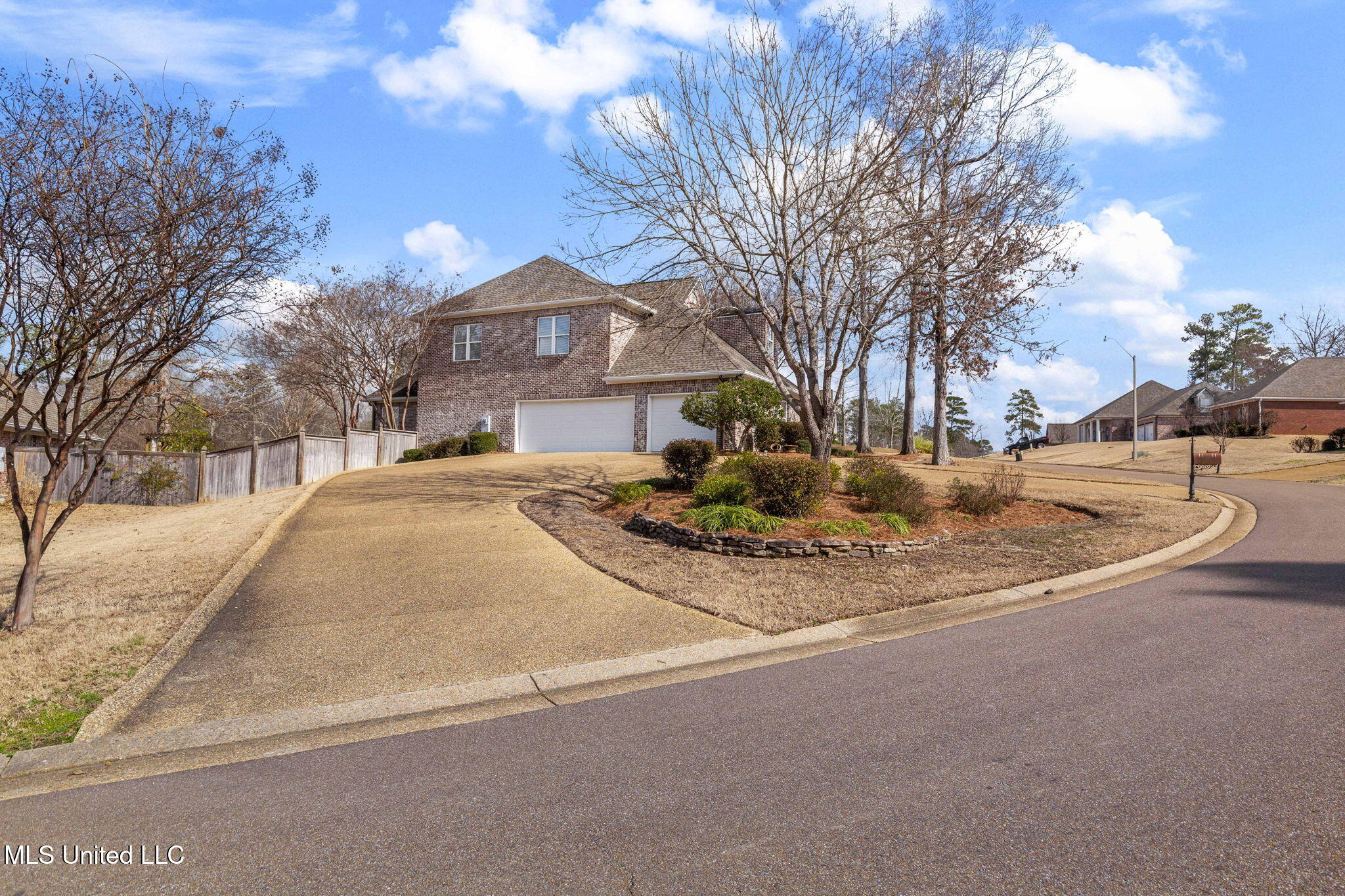 512 Fox Bay Ridge Brandon, MS 39047 - Photo 6 of 85 2-web-or-mls-512 Fox Bay Ridge-1