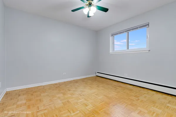 $149,999 | 1509 Brown Street, Unit 11E, Des Plaines, IL 60016