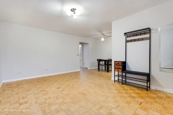 $149,999 | 1509 Brown Street, Unit 11E, Des Plaines, IL 60016