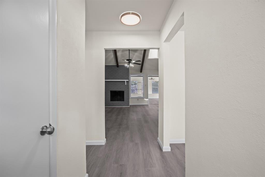 1009 Springdale Road Bedford, TX 76021 - Photo 2 of 26 Gallery Image 2