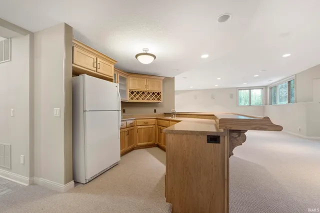 $979,900 | 1618 Autumn Run, Fort Wayne, IN 46845