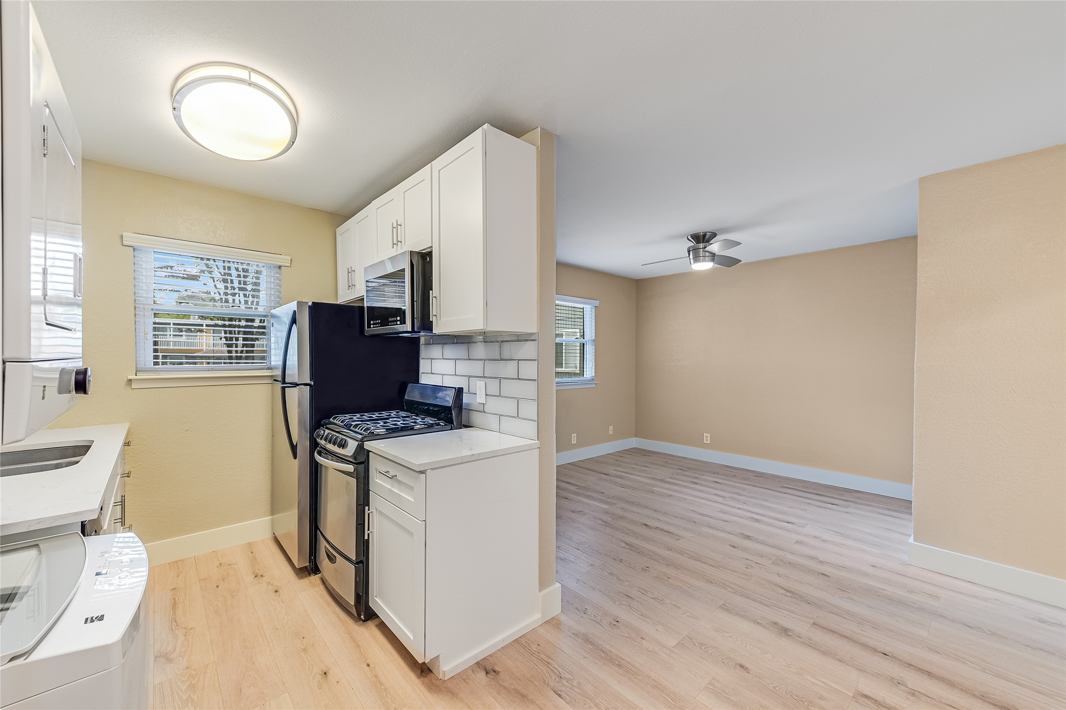 2401 Manor Road, Unit 131 Austin, TX 78722 - Photo 2 of 20
