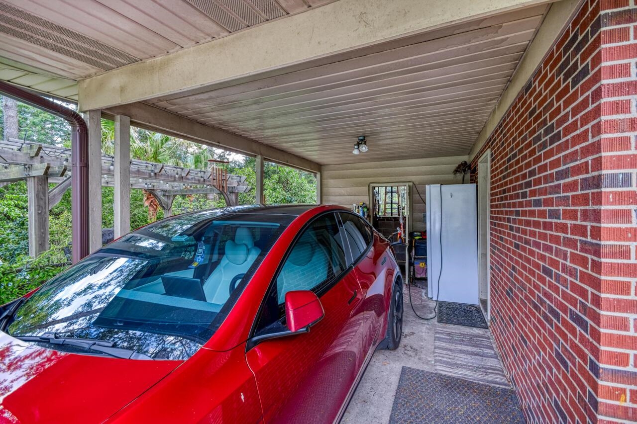 1813 High Road Tallahassee, FL 32303 - Photo 4 of 38