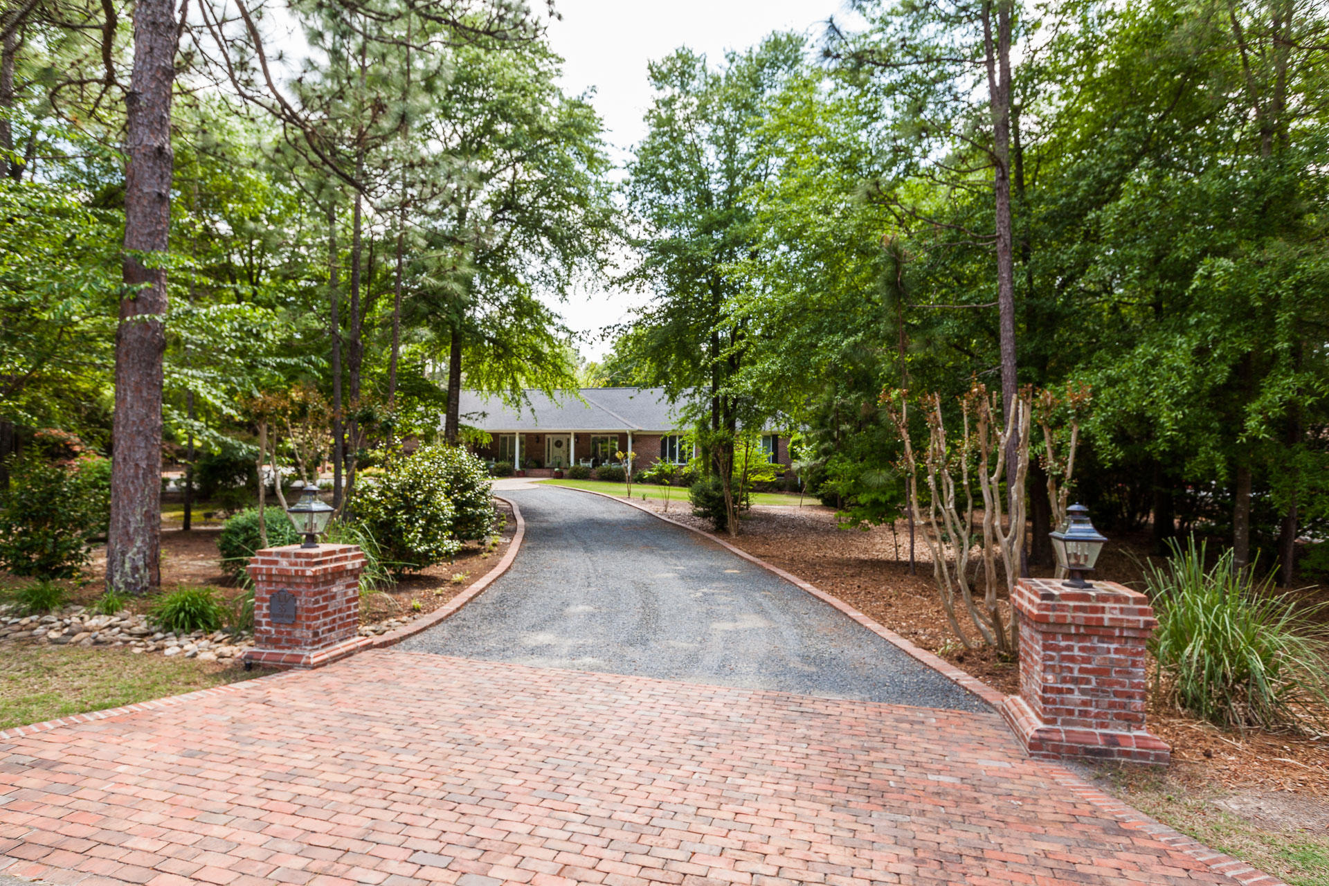 85 Harlow Road Pinehurst, NC 28374 - Photo 3 of 45 Front Entrance