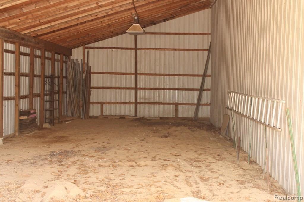 8205 Douglas Road Pinckney, MI 48169 - Photo 62 of 77 Douglas 8205 (72).JPG