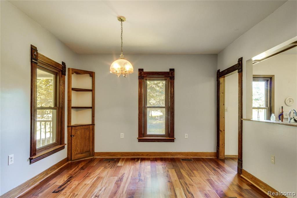 14509 South Byron Road Byron, MI 48418 - Photo 6 of 36 Gallery Image 6