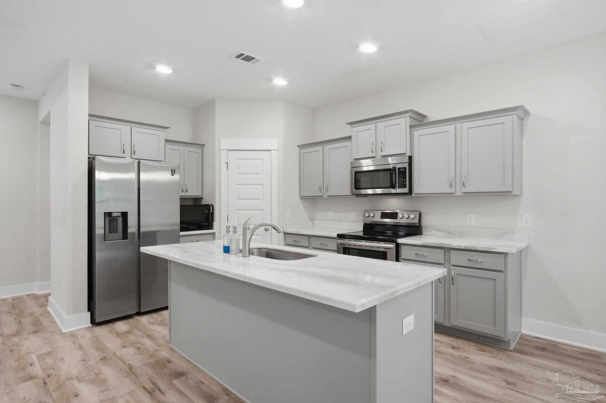 2849 Avalon Street Cantonment, FL 32533 - Photo 15 of 30
