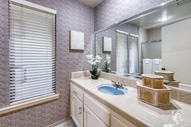 $295,000 | 5419 West Judy Avenue, Visalia, CA 93277