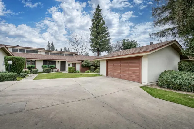 $295,000 | 5419 West Judy Avenue, Visalia, CA 93277