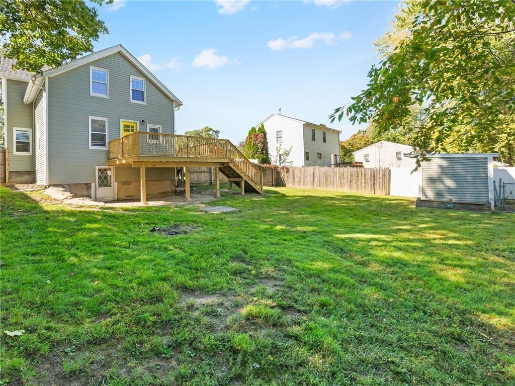 94 Holmes Road Warwick, RI 02888 - Photo 4 of 24