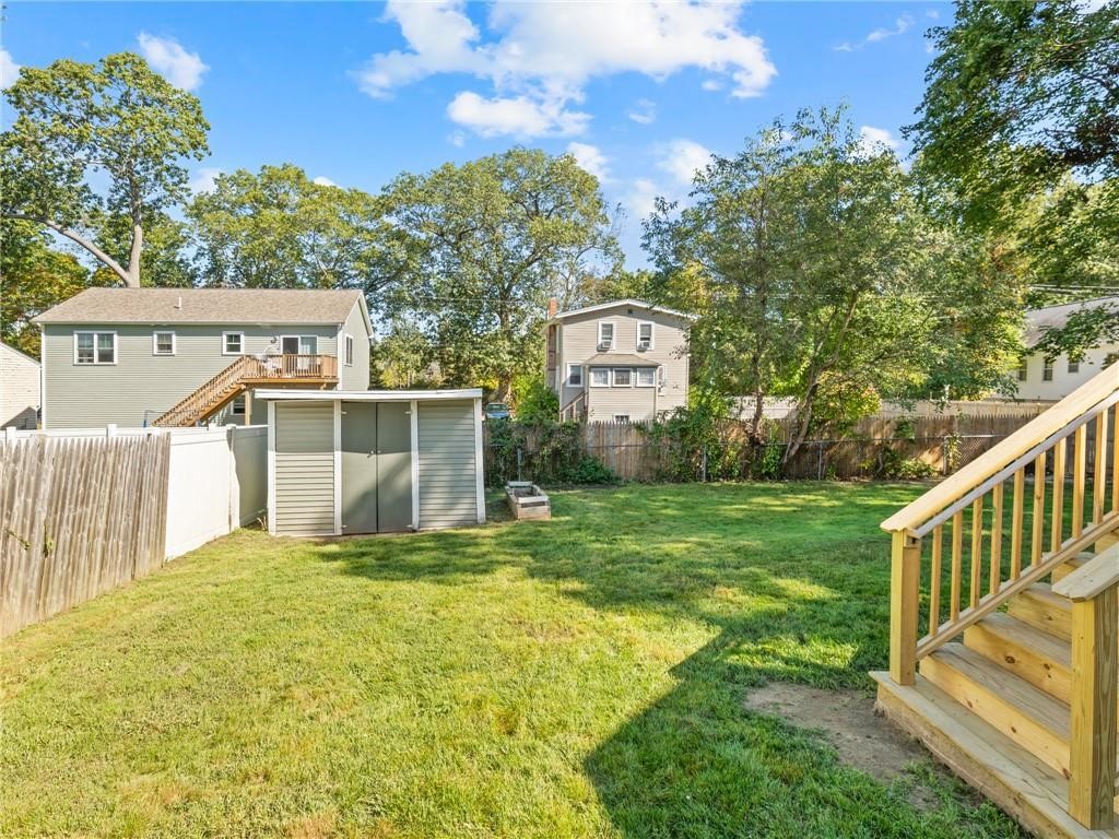 94 Holmes Road Warwick, RI 02888 - Photo 8 of 24