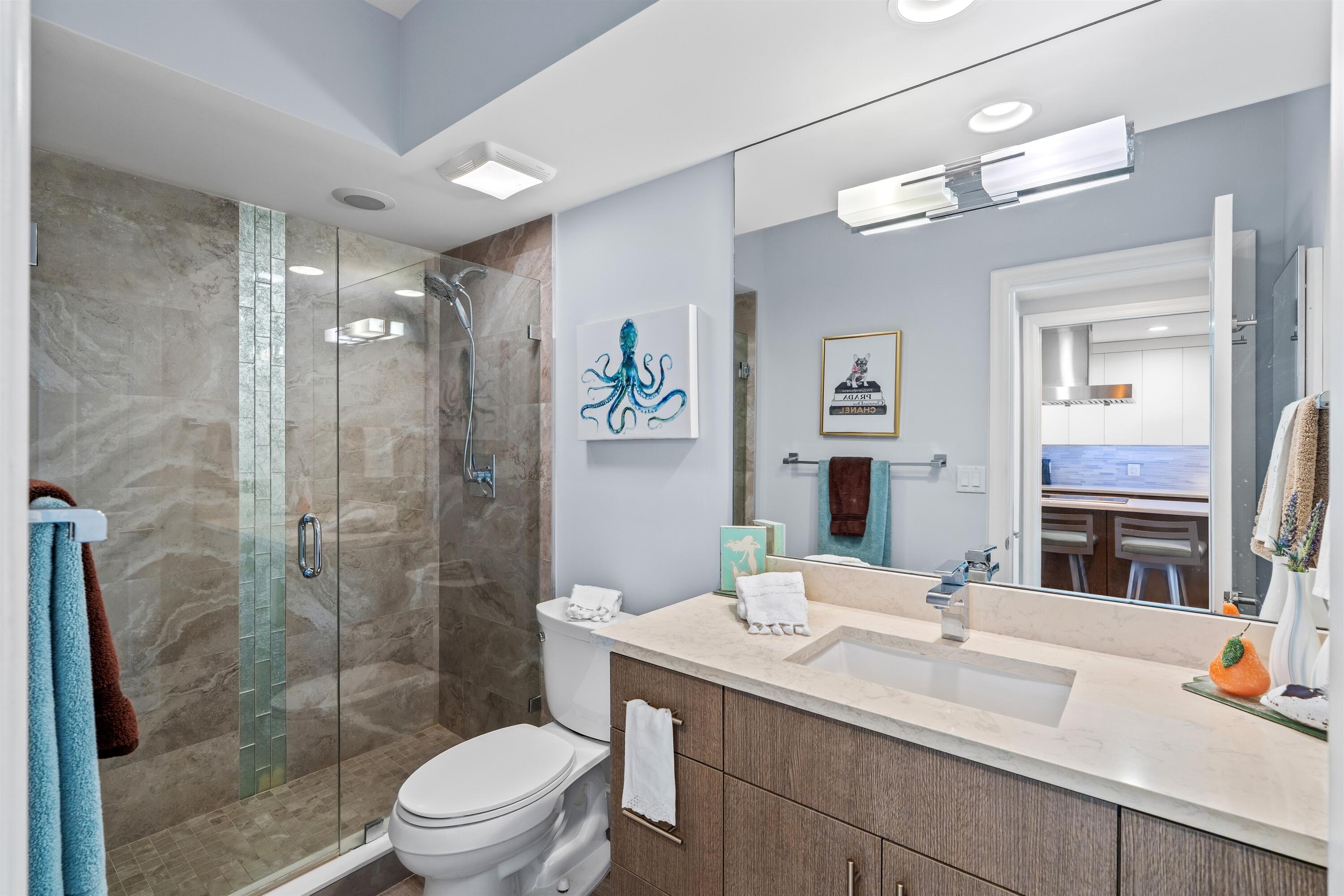 5900 Old Ocean Boulevard, Unit A9 Ocean Ridge, FL 33435 - Photo 17 of 21 GUEST_BATH_2_DT
