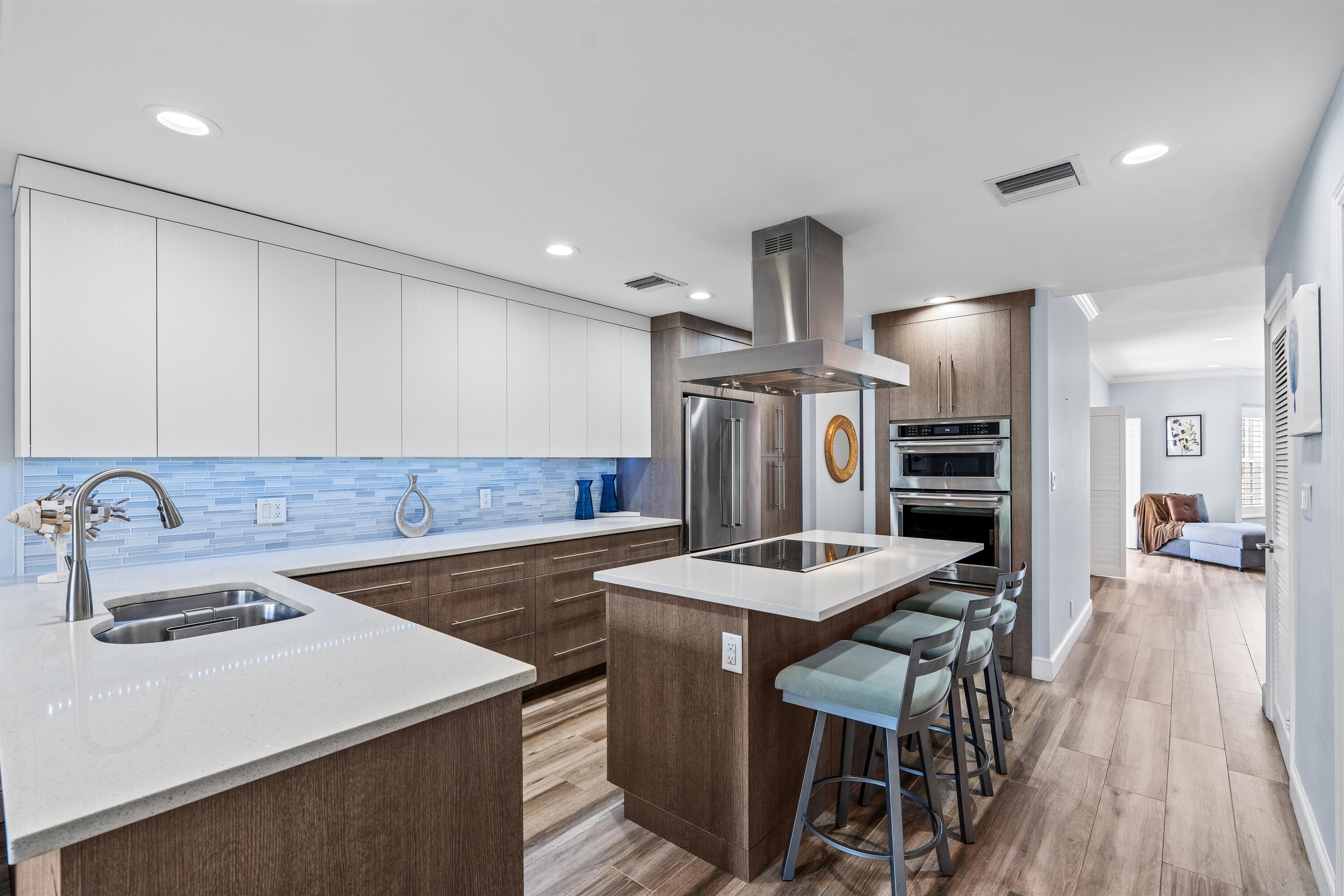5900 Old Ocean Boulevard, Unit A9 Ocean Ridge, FL 33435 - Photo 5 of 21 KITCHEN_RIGHT_ANGLE_DT