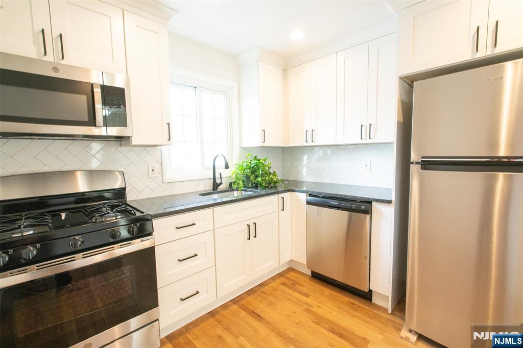 71 Barbara Street, Unit 2 Bloomfield, NJ 07003 - Photo 6 of 10