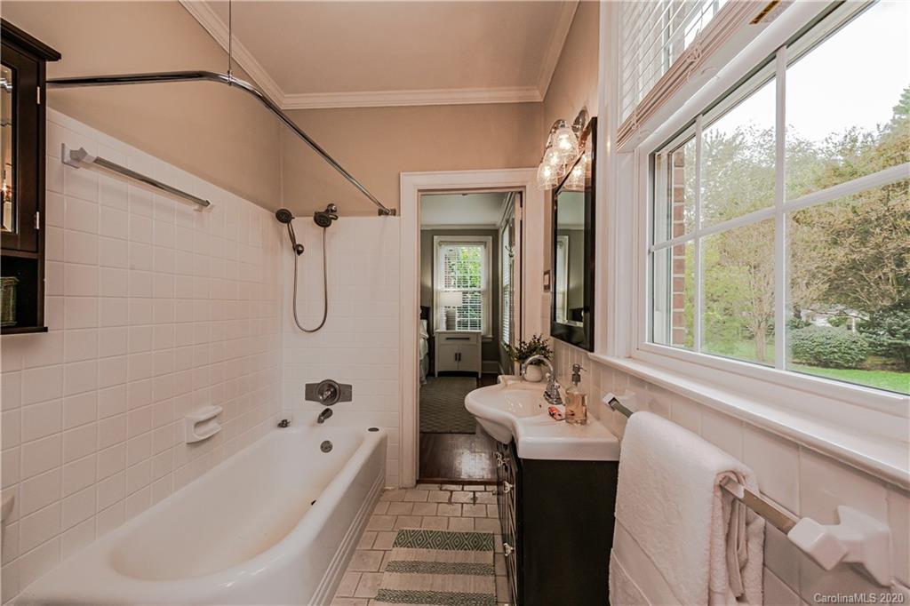 6000 Sharon Road Charlotte, NC 28210 - Photo 22 of 41 Gallery Image 22
