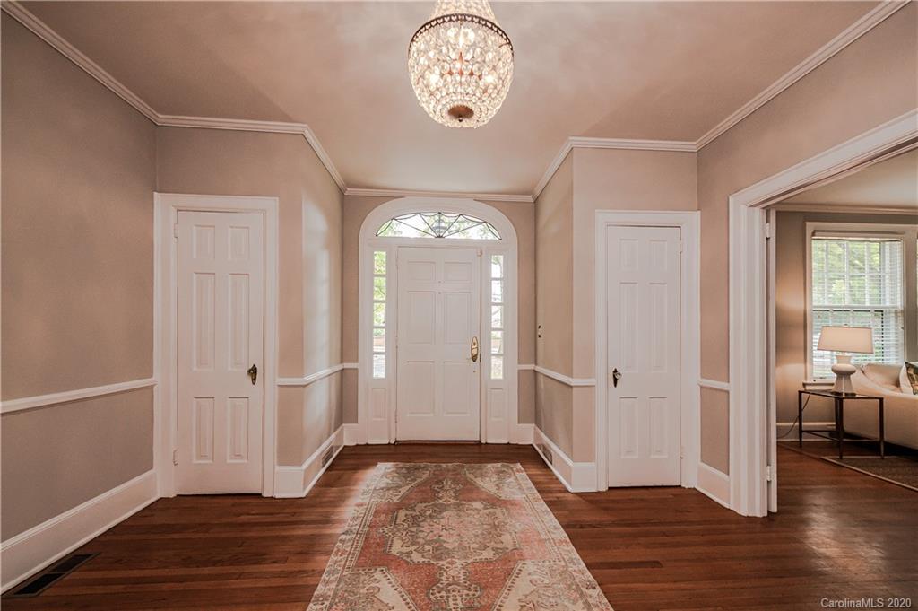 6000 Sharon Road Charlotte, NC 28210 - Photo 5 of 41 Gallery Image 5