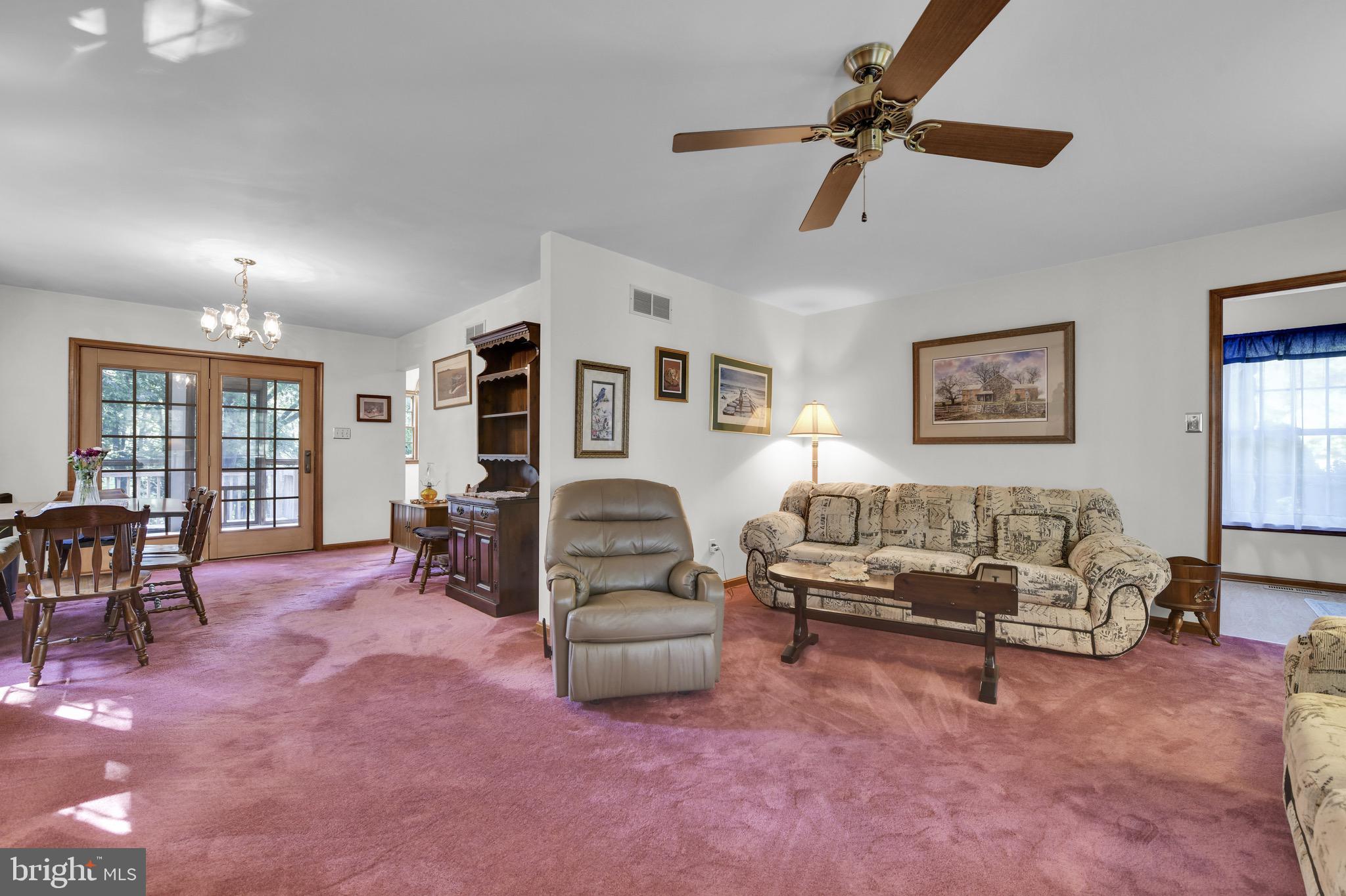 400 Reitnour Road Spring City, PA 19475 - Photo 33 of 52 a living room with furniture and a window