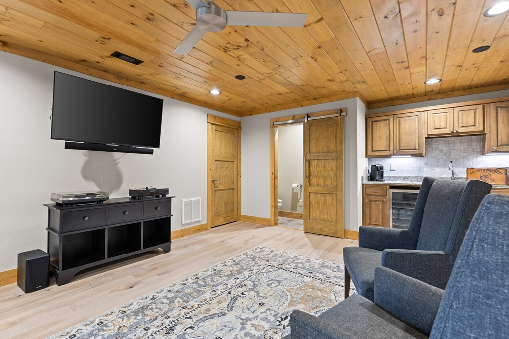 308 Woodthrush Drive Blue Ridge, GA 30513 - Photo 38 of 60