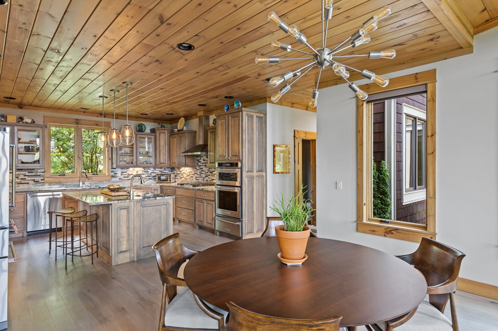 308 Woodthrush Drive Blue Ridge, GA 30513 - Photo 9 of 60